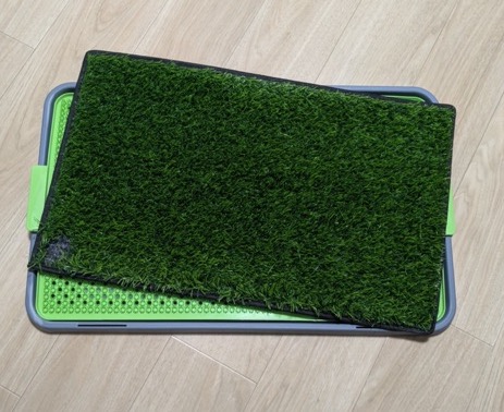 人工芝付きトイレトレー
